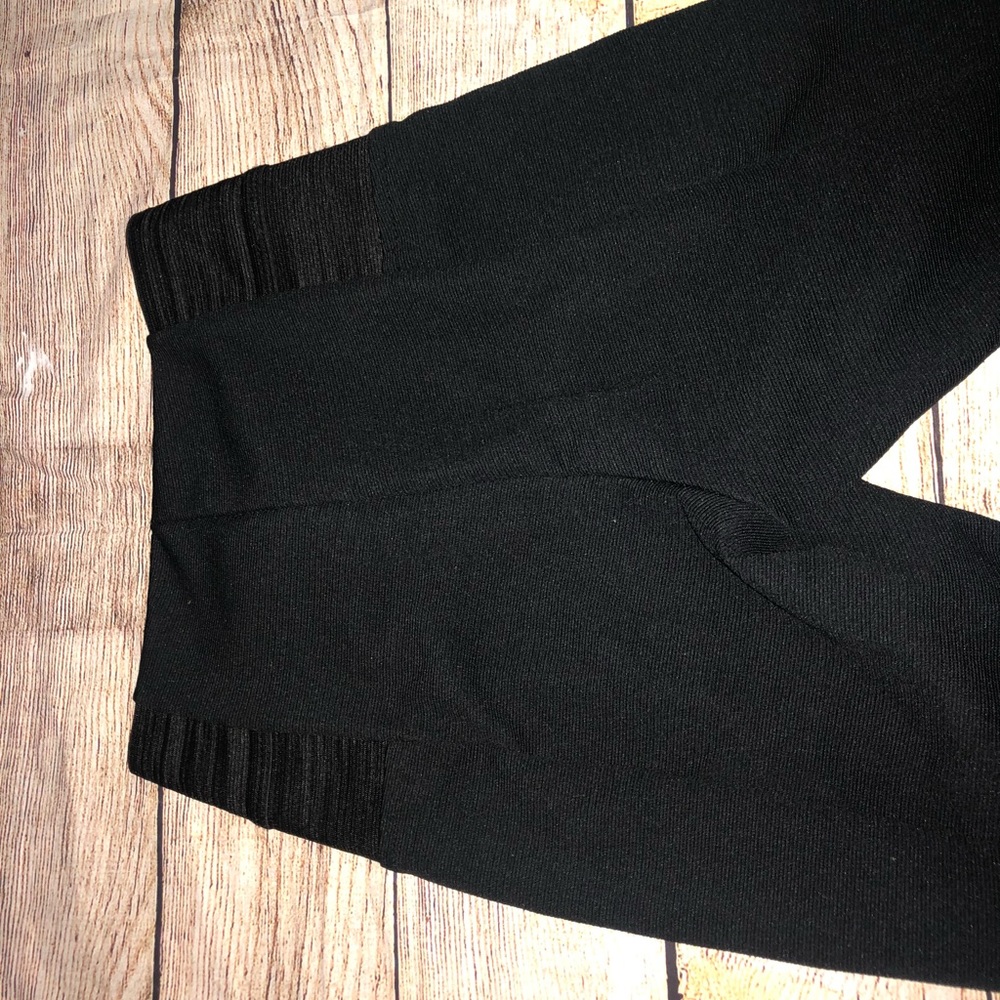 Black stretchy pants small